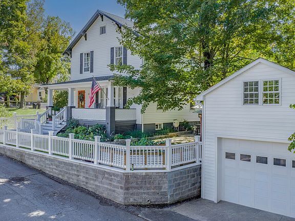 4th image of 15 Westside Ct