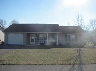 382 Village Blvd, Mifflintown, PA 17059