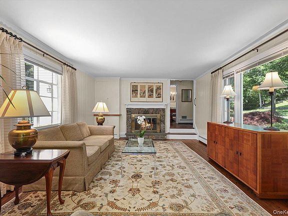 4th image of 51 Laurel Drive