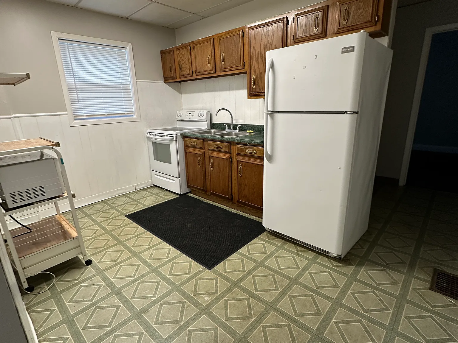1 bed, $795 — Photo 2