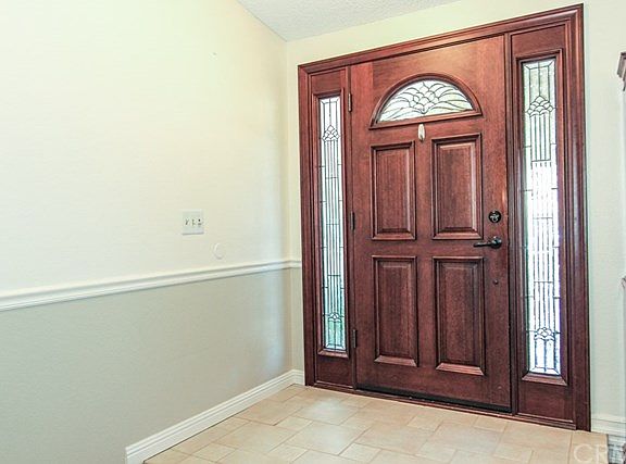 5th image of 835 S Church Ave