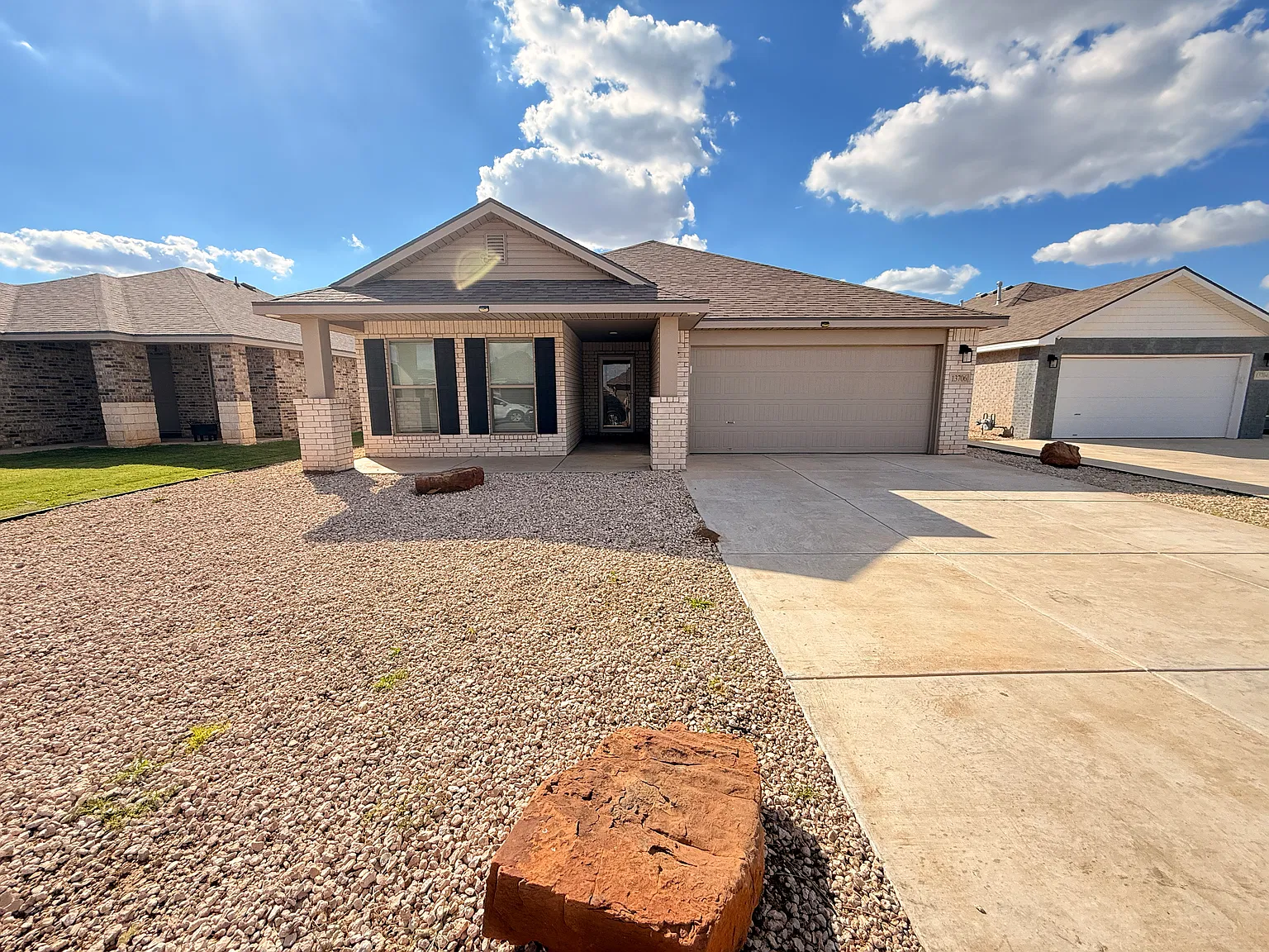 3 bed, 1763 sqft, $1,895 — Photo 2