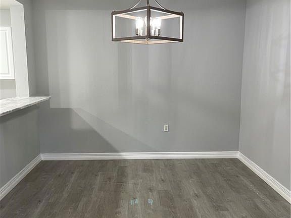 4th image of 3944 Pomodoro CIR #301
