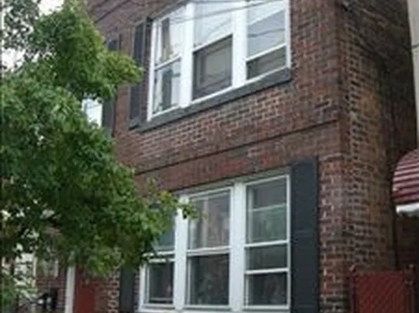 32 Grant St, Montclair, NJ 07042