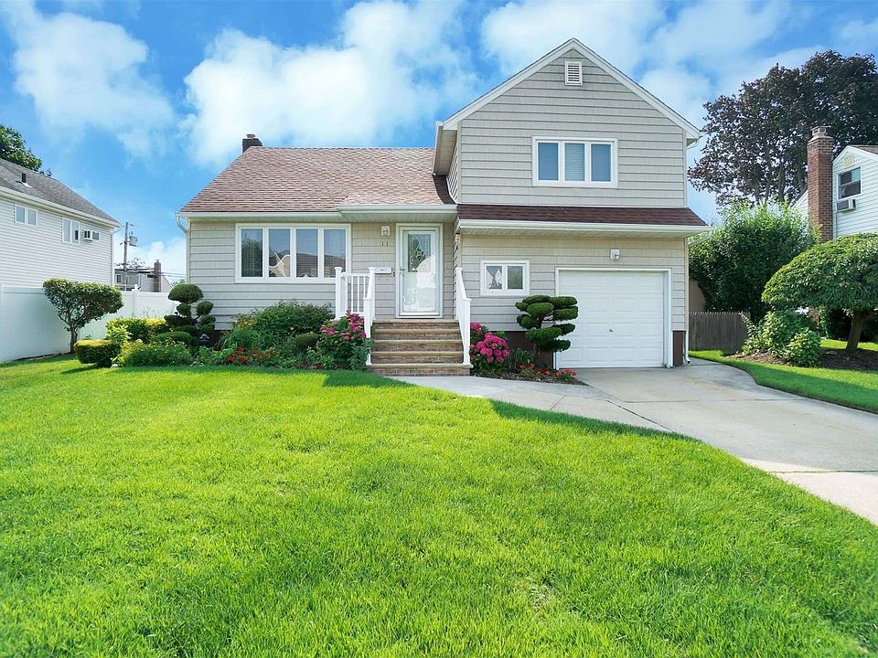 1st image of 11 Oxford Ave