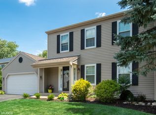 1S741 Manchester Ln, Warrenville, IL