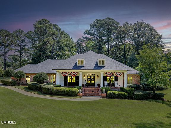 2nd image of 7722 Confederate Dr