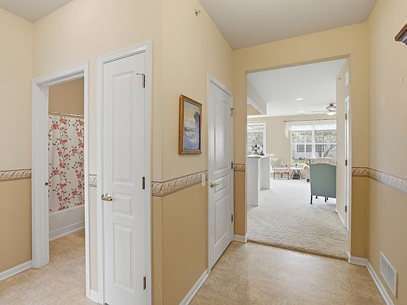 3rd image of 13531 Yellow Pine Dr