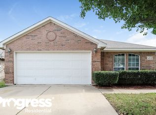 9613 Linton Dr, Fort Worth, TX 76108