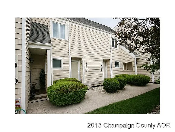 1908 Blackthorn Dr photo 1