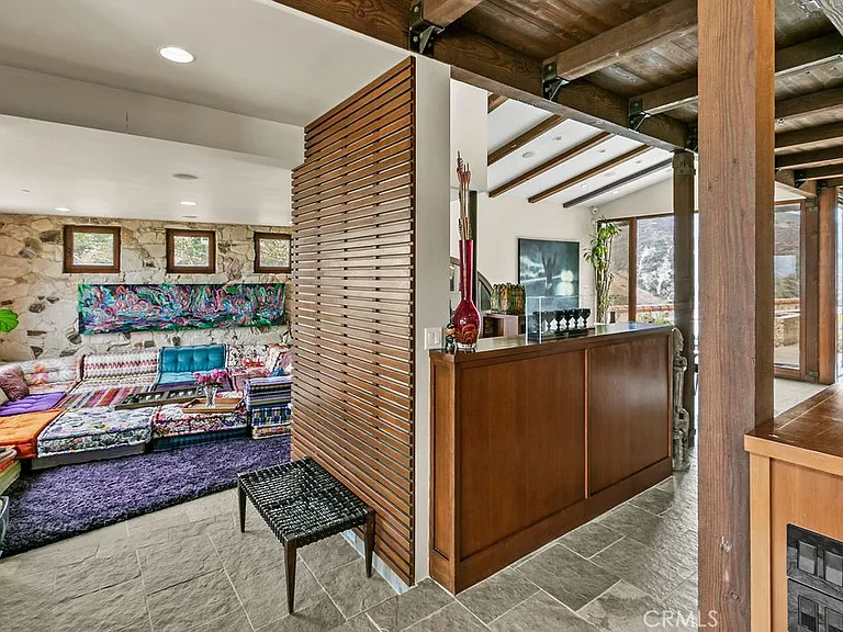 345 Emerald Bay — Photo 4