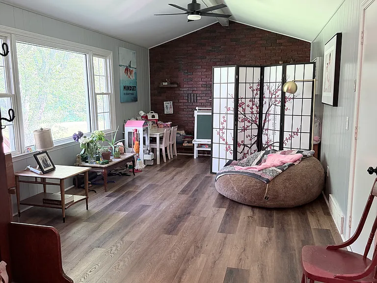 107 Sherwood Dr — Photo 6