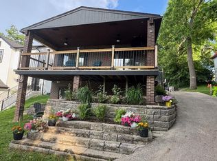 524 Spring St, Pewaukee, WI 53072