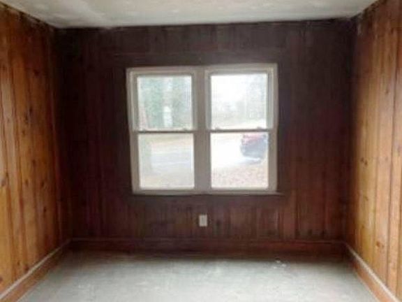 5th image of 512 Oak Ave