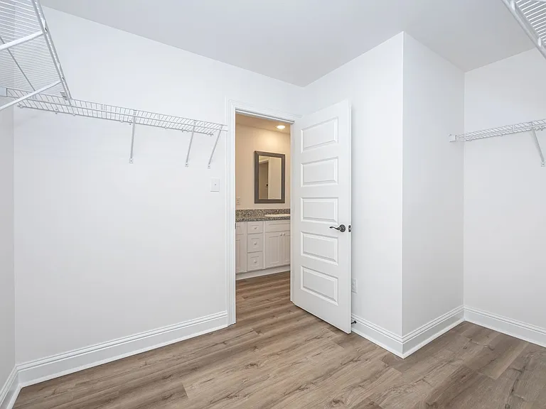 3711 Olivia Dr — Photo 38
