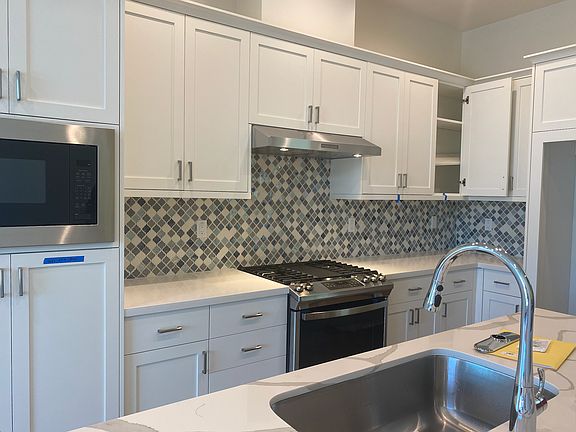 3rd image of 234 Terraine St