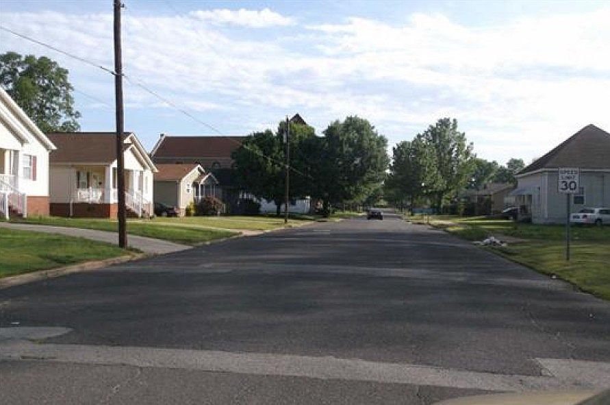 2nd image of 1509 Avenue D