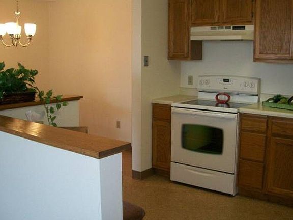 2nd image of 2601 Kenzie Ter APT 530