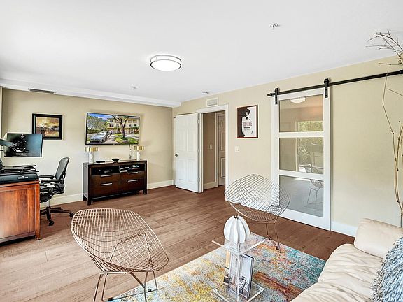 3rd image of 619 NE 8th Avenue #619