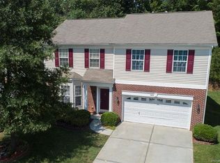 9010 Goldfields Dr, Charlotte, NC 28227