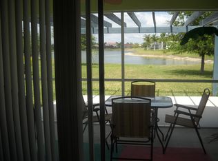 2837 Amberwood Ln, Naples, FL 34120