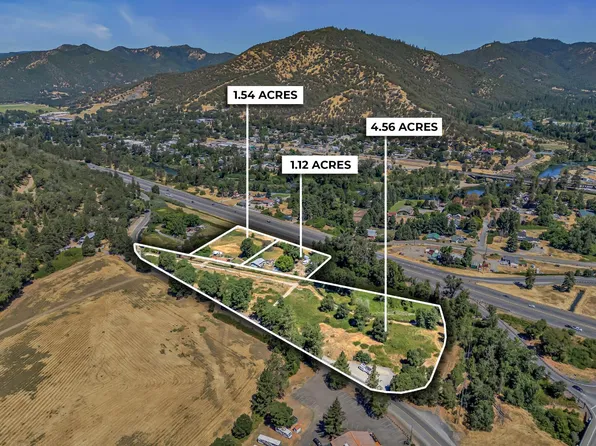 9816 Old Stage Rd, Gold Hill, OR 97525