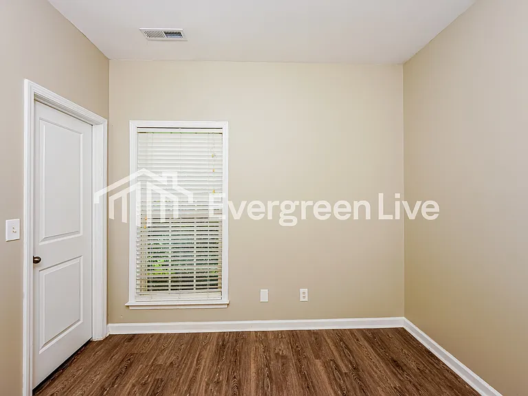 101 Merimeadows Dr — Photo 12
