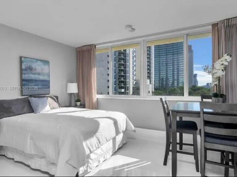 19201 Collins Ave #440 — Photo 2