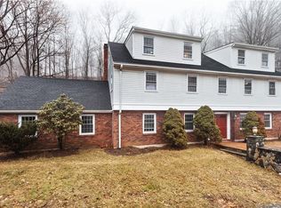 21 Chambers Rd, Danbury, CT 06811