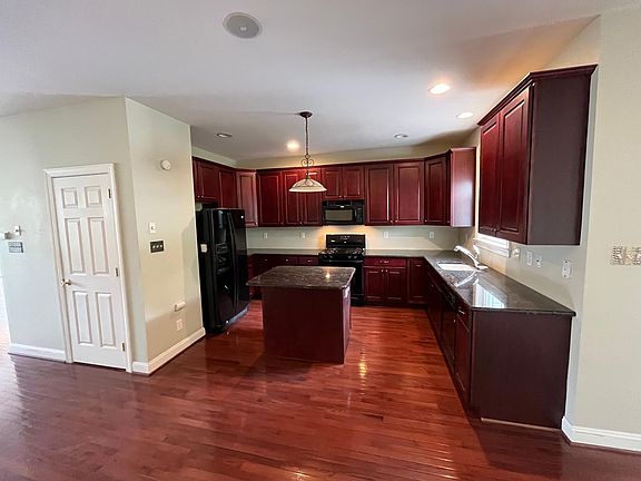 2nd image of 5 Shoreham Dr