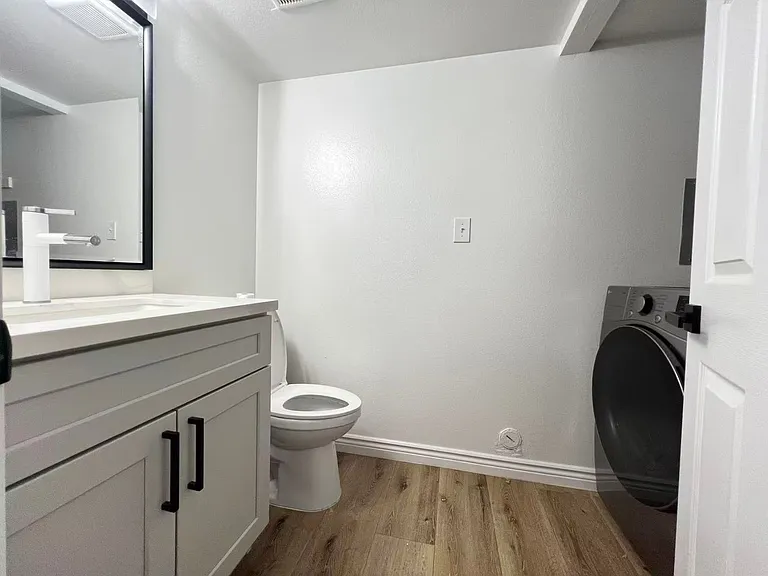 6223 Meadow View Ln — Photo 8
