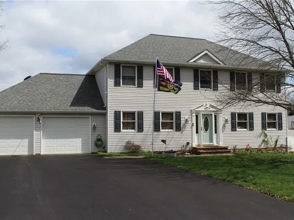 119 Howard St, Charleroi, PA 15022