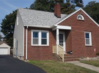 882 W Ridge Rd, Rochester, NY 14615