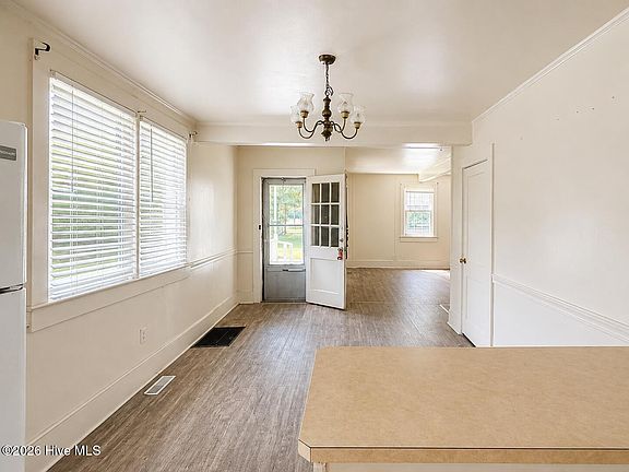 3rd image of 117 Brinkley Place