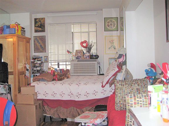 5th image of 5 Tudor City Pl APT 2106