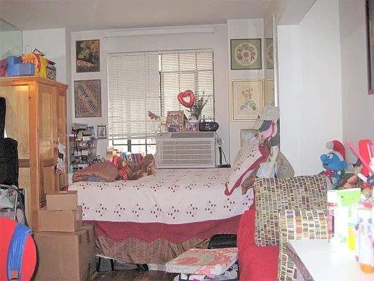 Rented by Segallis Real Estate | media 8