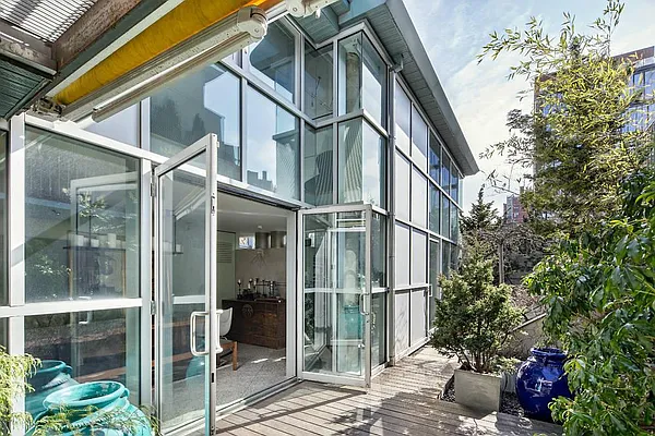 Sold by Town Residential | media 7