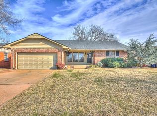 9816 Mahler Place, the village, OK 73120