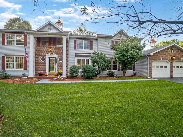 3837 Post Dr, Bethlehem, PA 18017