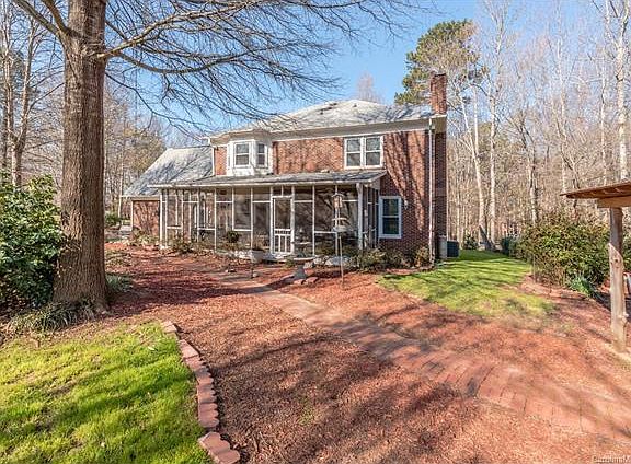 2nd image of 4531 Rockwood Dr