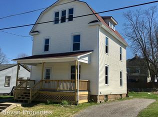 520 Barmore Ave, Grove City, PA 16127