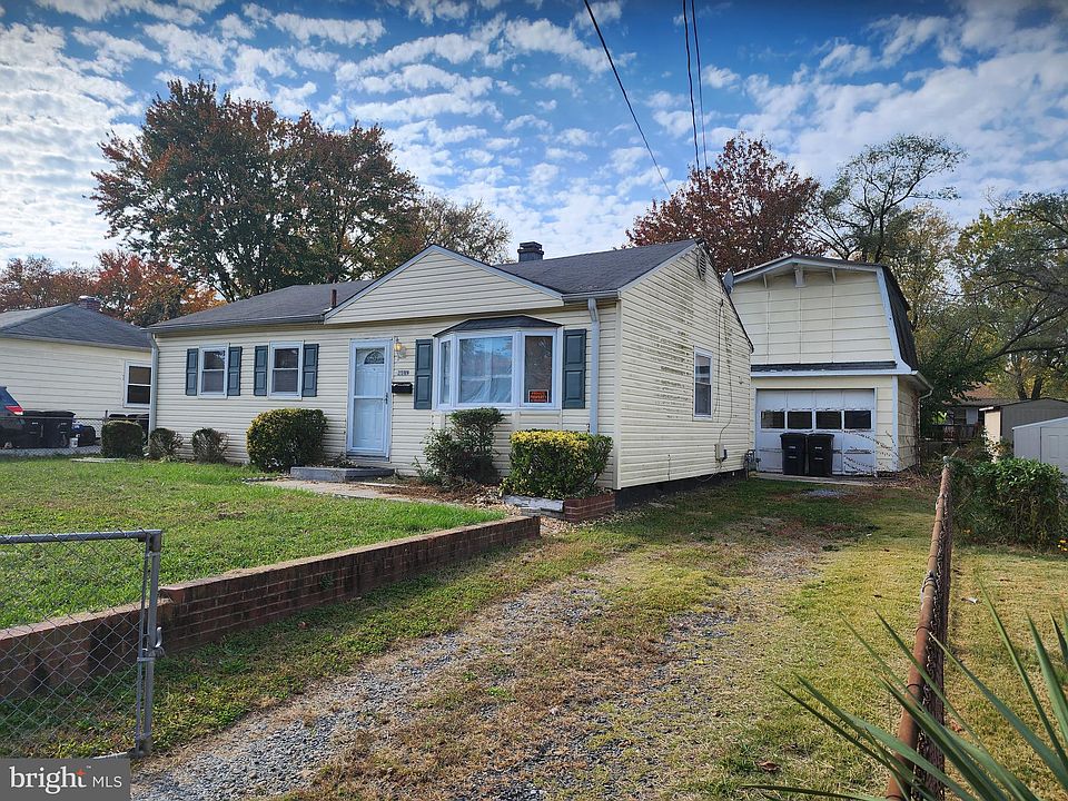 2nd image of 2509 Lakehurst Ave