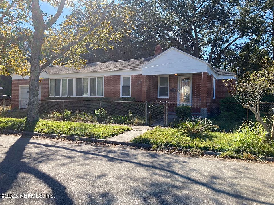 1st image of 330 E 47TH Street
