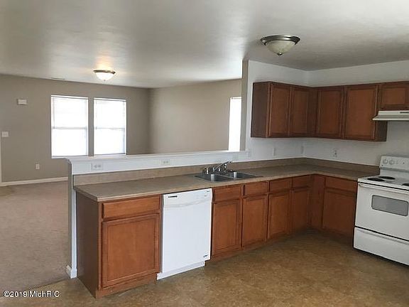 2nd image of 3135 Edling Dr