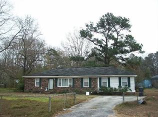 2 Leroy Ct, Goose Creek, SC 29445