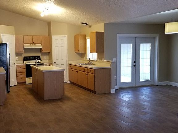 4th image of 2470 Haulover Blvd