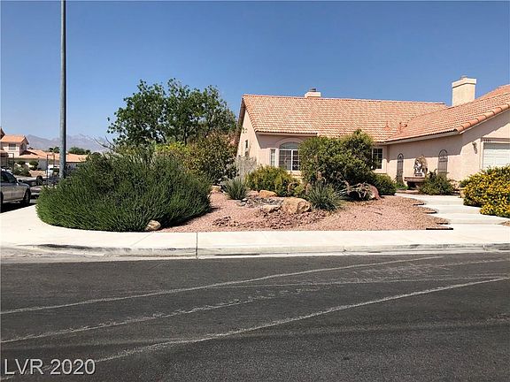 3rd image of 5501 Rock Creek Ln