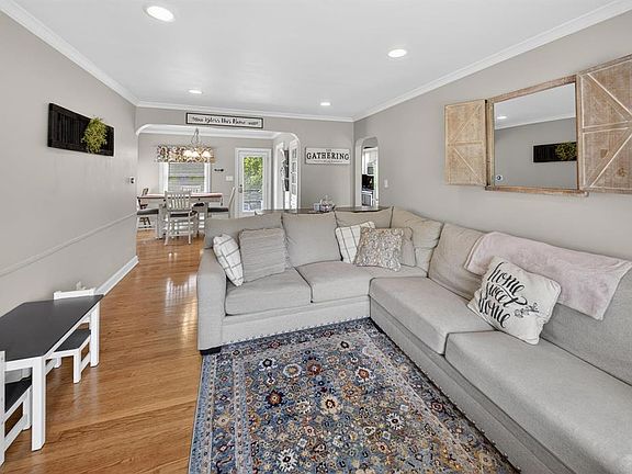 4th image of 3410 Harmony Way