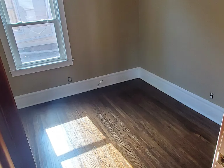 514 Lundy St — Photo 5