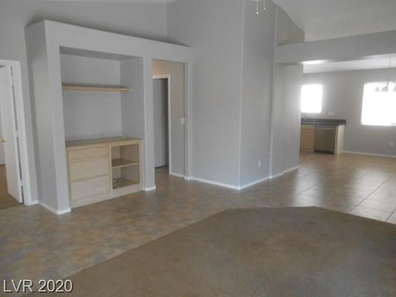 4th image of 5529 Raven Creek Ave